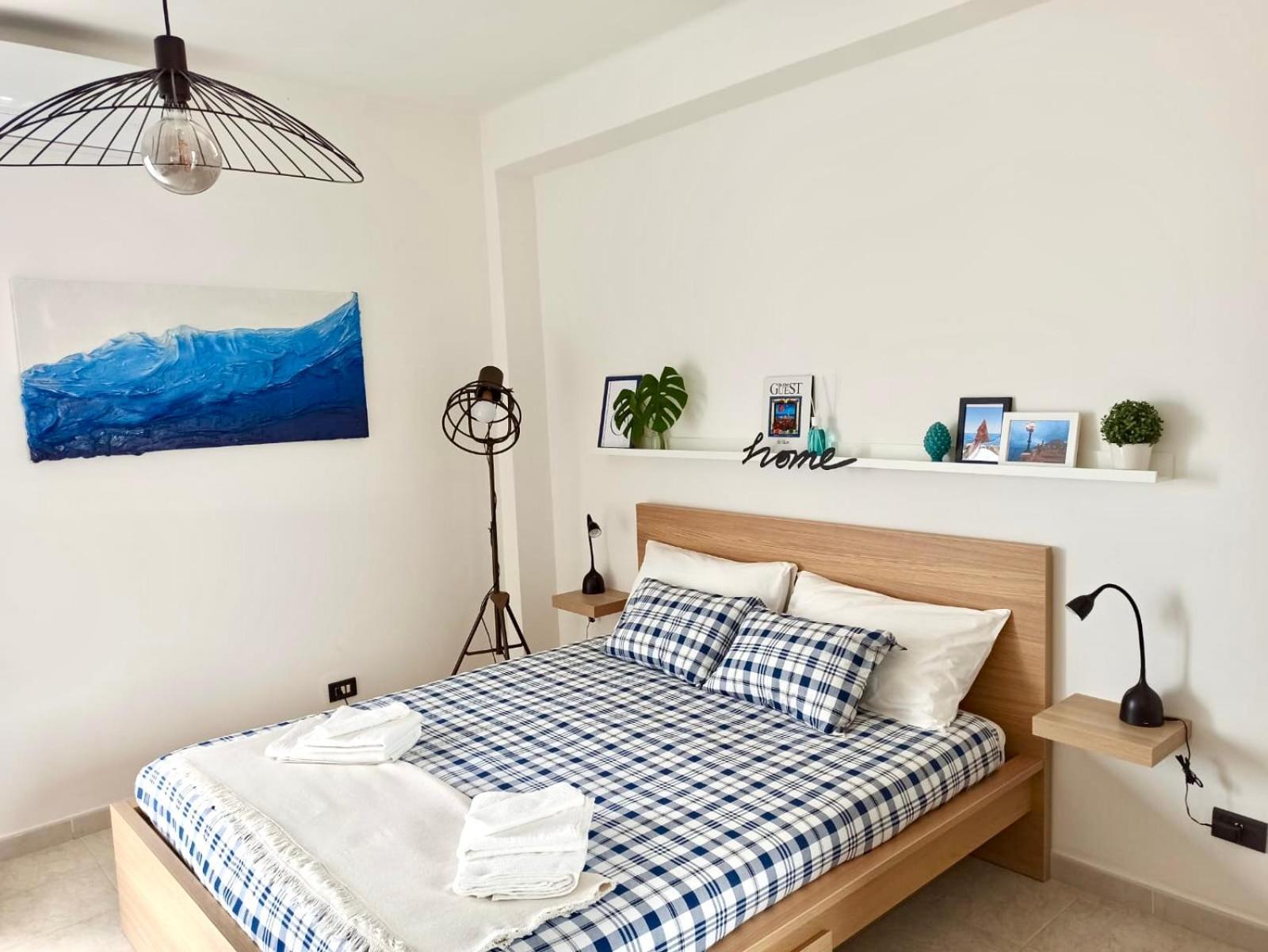 Attic8 Apartment *